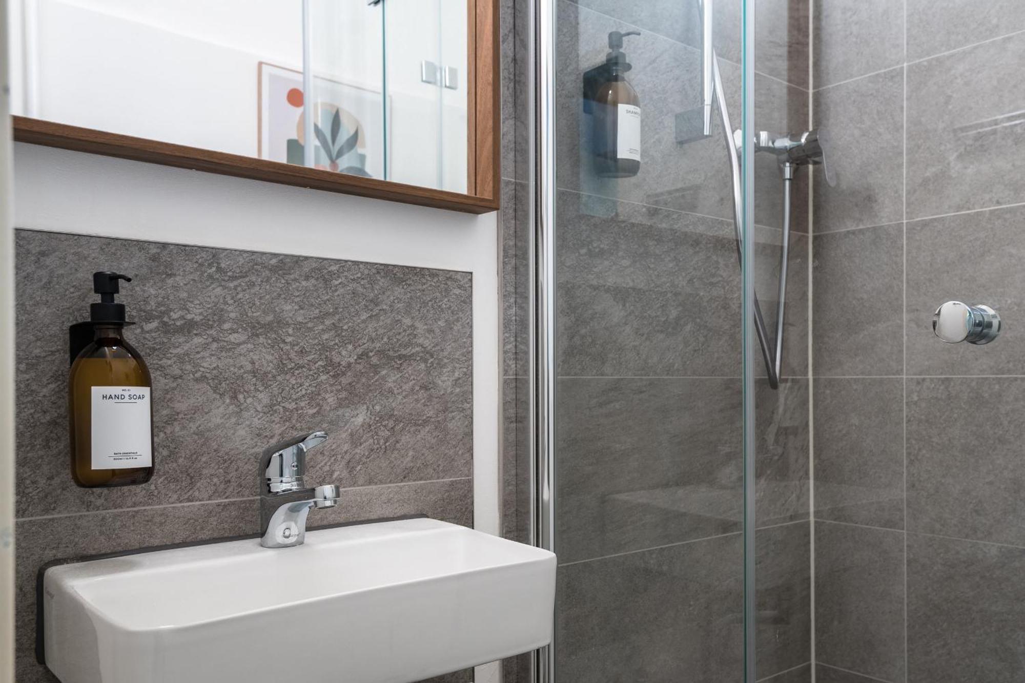 Appartamento Super Zentral Super Schoener Altbau In Moabit Rostockerstrasse Im Herzen Von Fuer Bis Zu 6 Personen Berlino