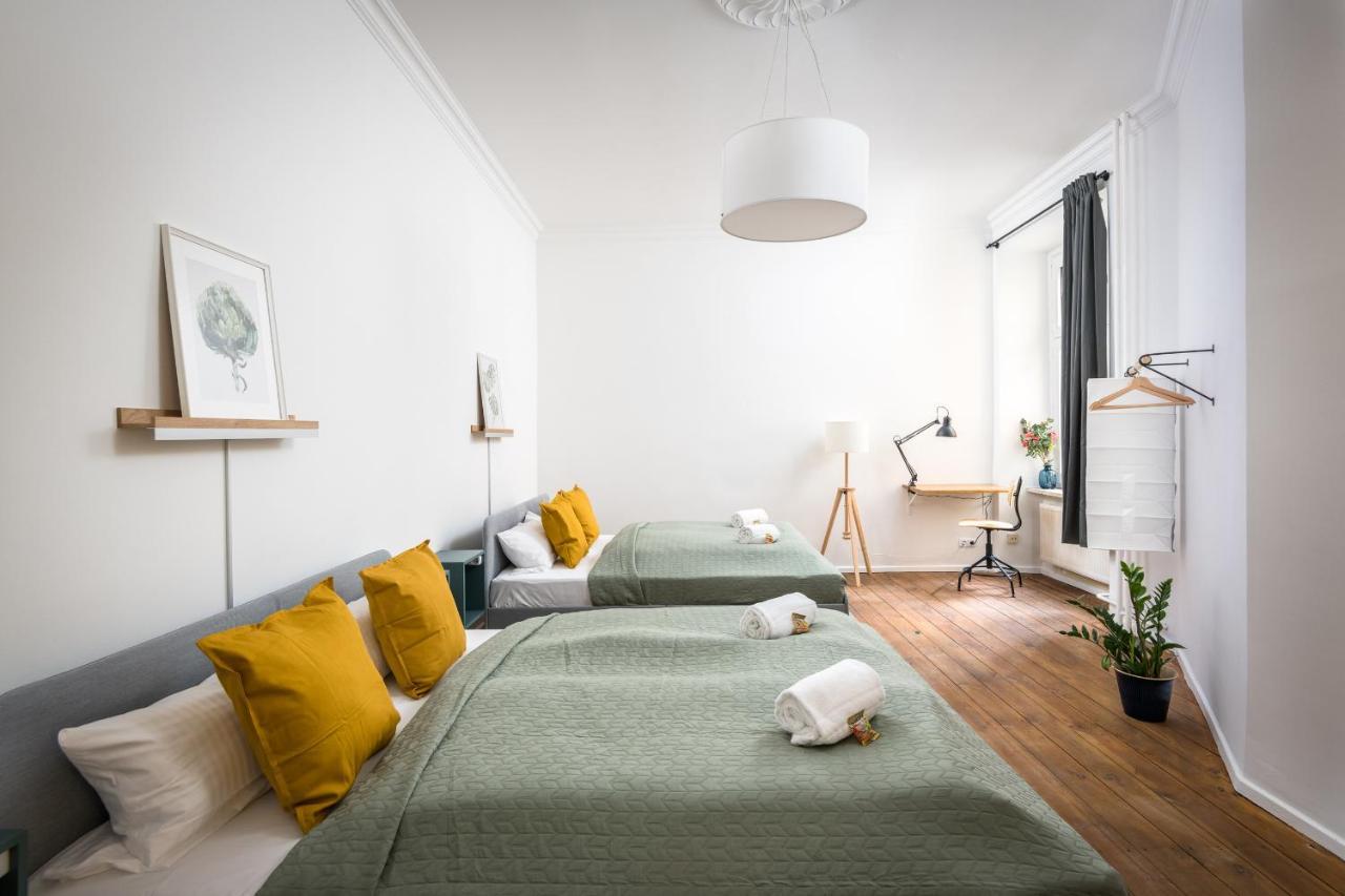 Super Zentral Super Schoener Altbau In Moabit Rostockerstrasse Im Herzen Von Fuer Bis Zu 6 Personen Appartamento
